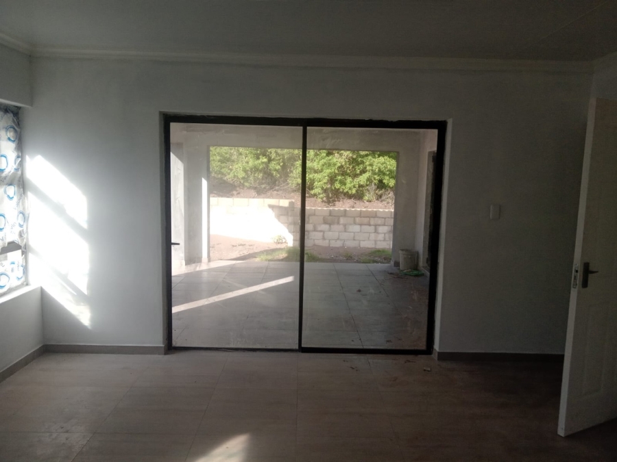 3 Bedroom Property for Sale in Paradise Beach Eastern Cape